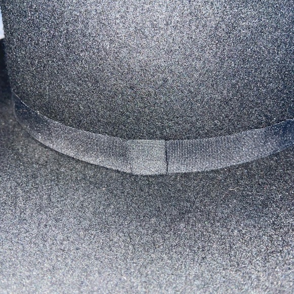 Womens hat - Picture 2 of 6